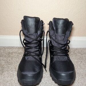 The North Face Men's Charcoal Black Boots